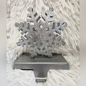 Glitter‎ snowflake hook